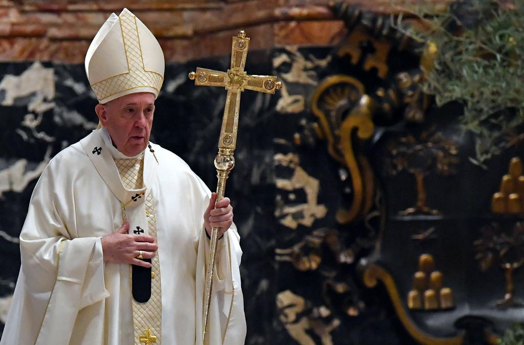 Papa Francisco preside misa del Viernes Santo en El Vaticano