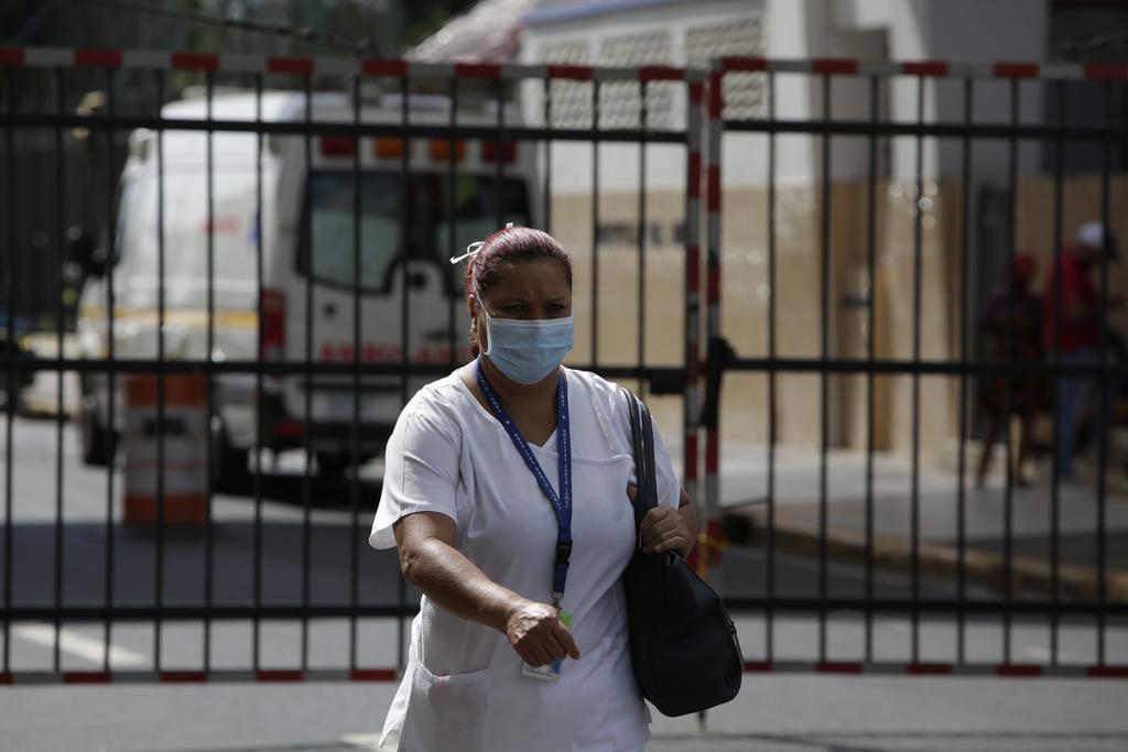 Enfermera esconde uniforme tras agresiones a compañeras
