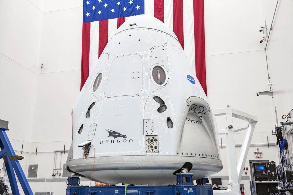 Primera misión tripulada de la NASA y SpaceX despegará en mayo