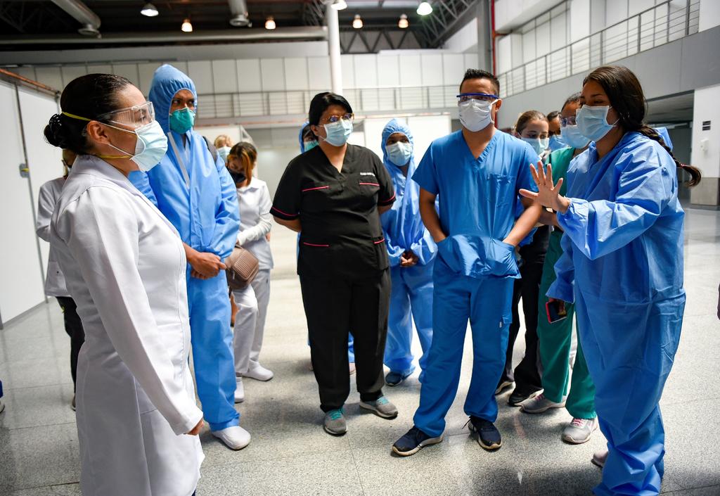 Contratan a 267 profesionales de la salud en Querétaro ante pandemia de COVID-19