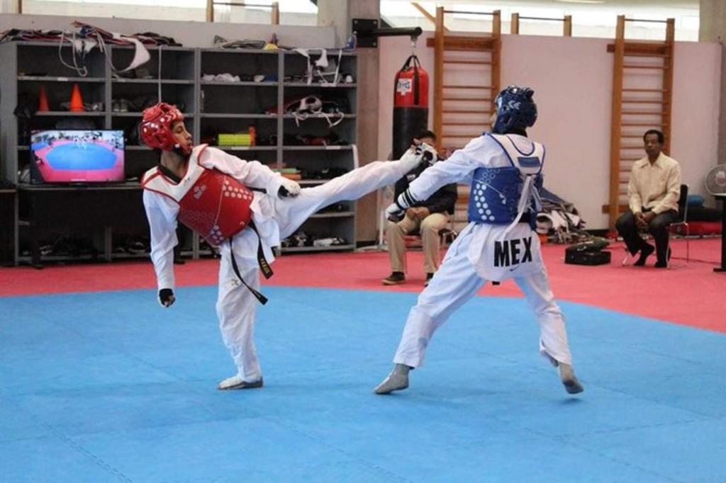 Avanzan taekwondoínes mexicanos en el Campeonato Europeo Virtual