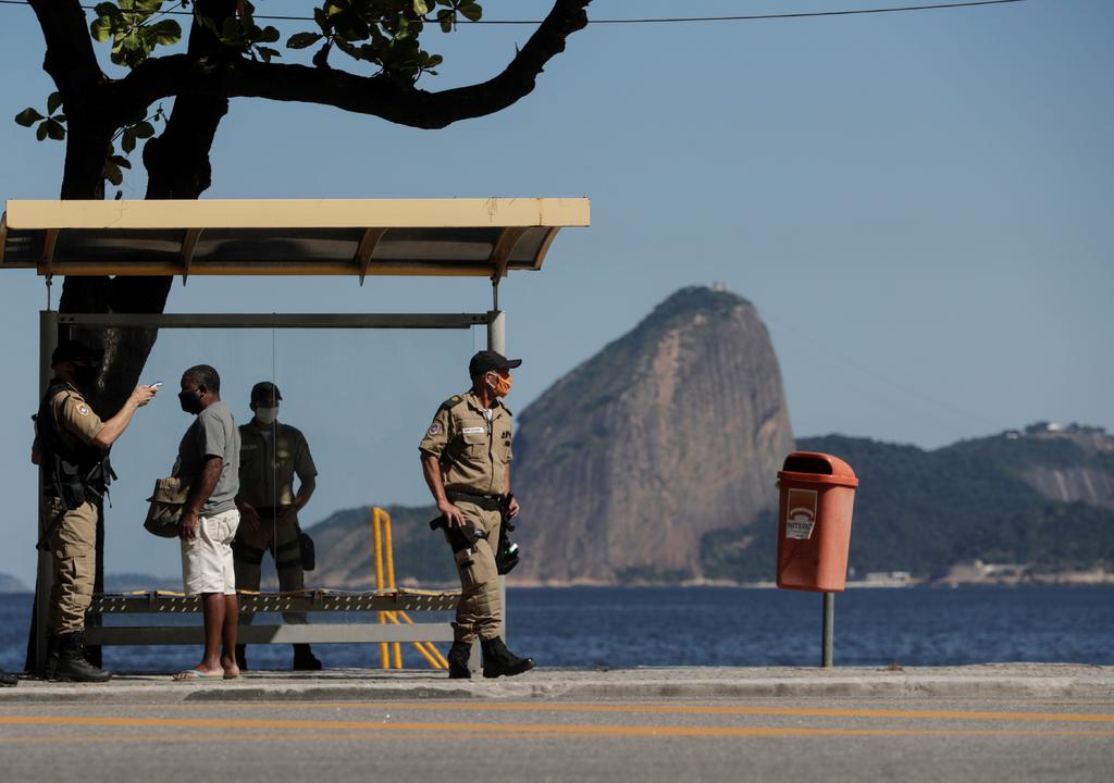 Entran en confinamiento total las primeras ciudades de Río de Janeiro