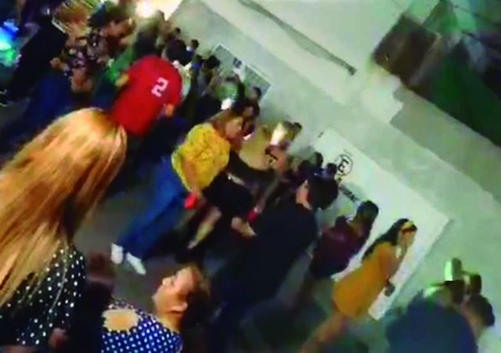 Transmiten en vivo fiesta en Torreón pese a medidas sanitarias por pandemia