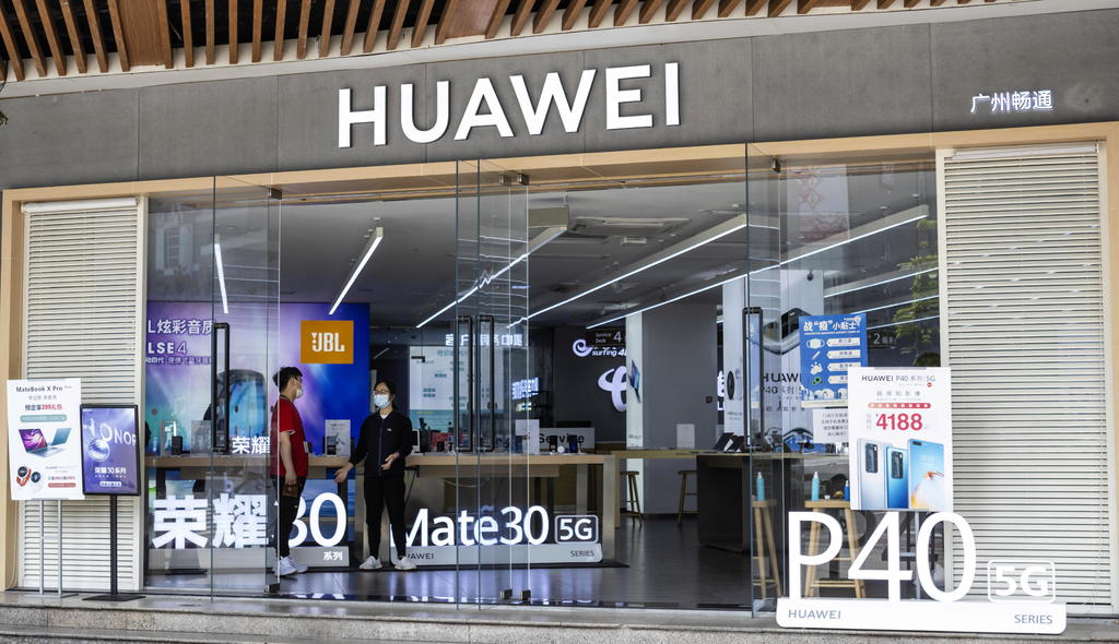 Nuevo fallo de EUA pone en riesgo la operación de Huawei