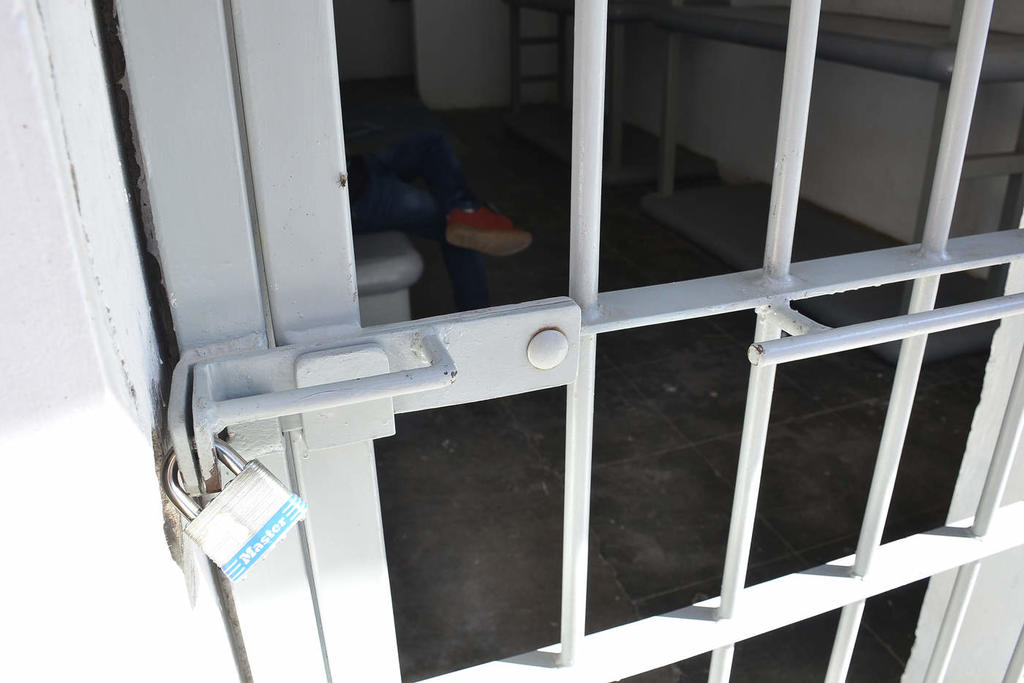 Dan 4 años de prisión a detenido con metanfetaminas en Saltillo