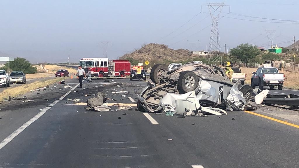 Muere pareja en choque frontal sobre la carretera Saltillo-Torreón