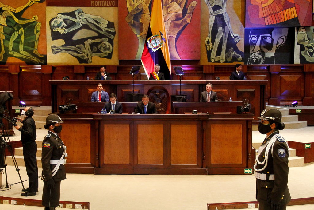 Cobra emergencia 150 mil empleos en Ecuador