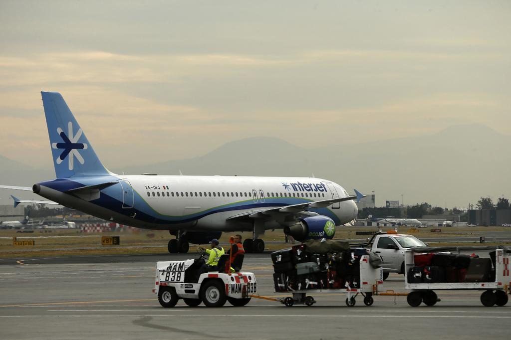 Descarta Sectur quiebra de aerolíneas mexicanas
