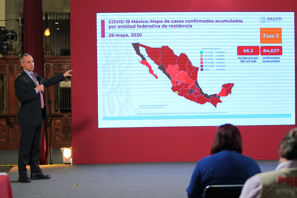 México notifica una jornada de 371 decesos por COVID-19