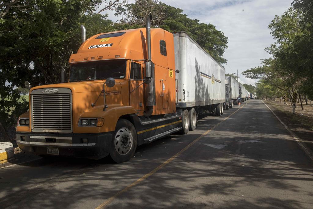 Reanudan transporte con nuevas normas en Centroamérica