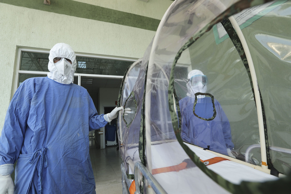 Médicos acusan discriminación durante pandemia de COVID-19