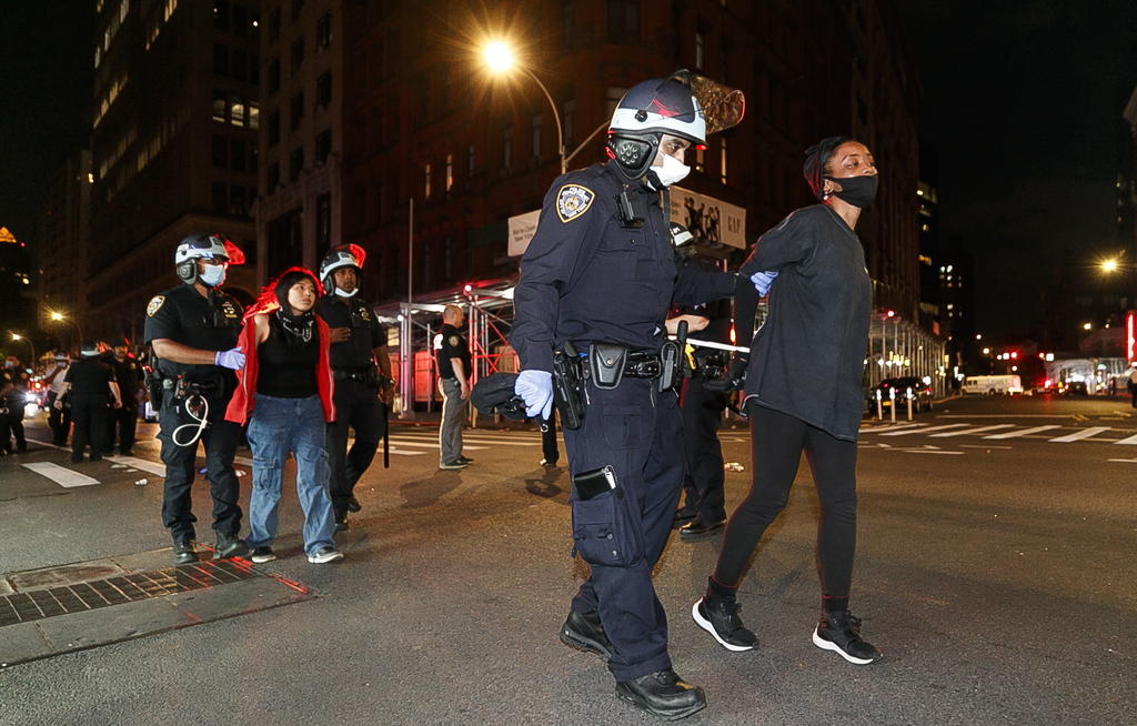 Nueva noche de protestas deja 280 detenidos en Nueva York