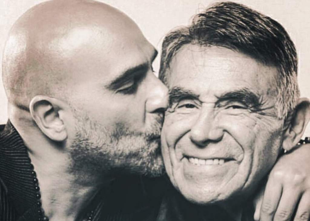 Suárez Gomís comparte última foto junto a su papá Héctor