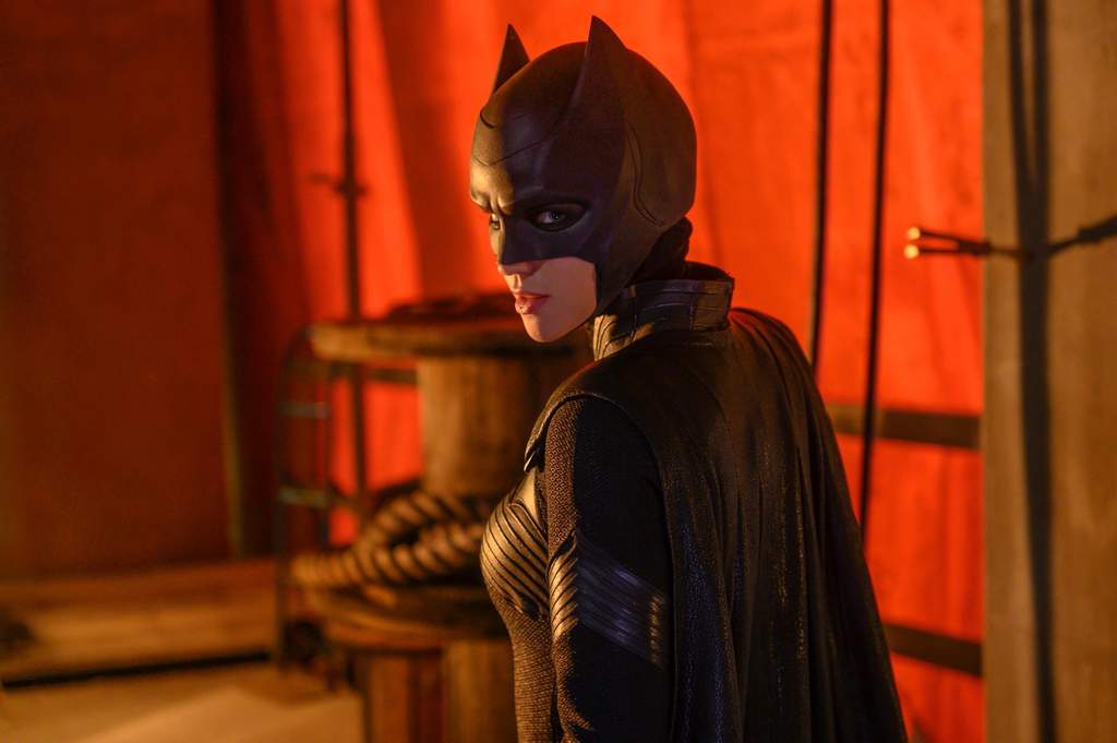 Serie Batwoman revela identidad de su nueva protagonista