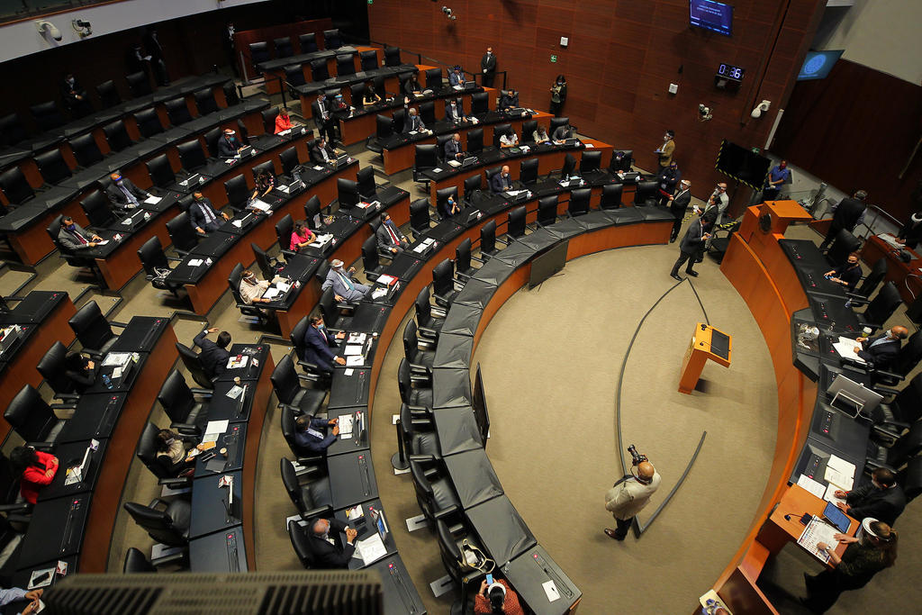 Desaparecen bancadas de PRD y PES en el Senado