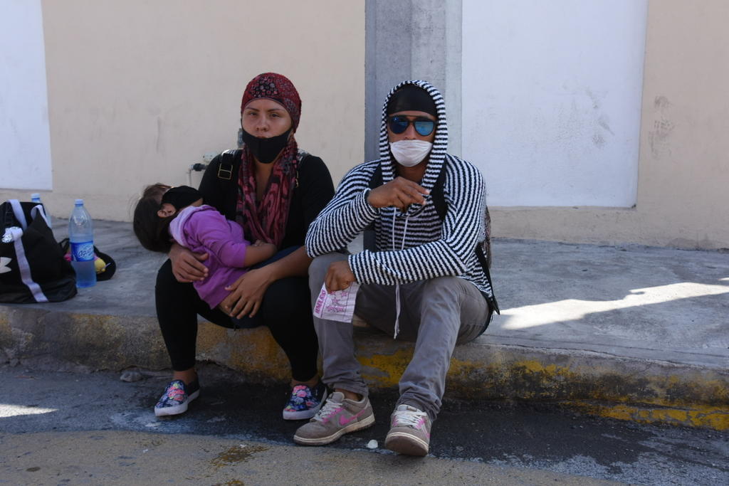 Migrantes, 'a la deriva' por las calles de Coahuila