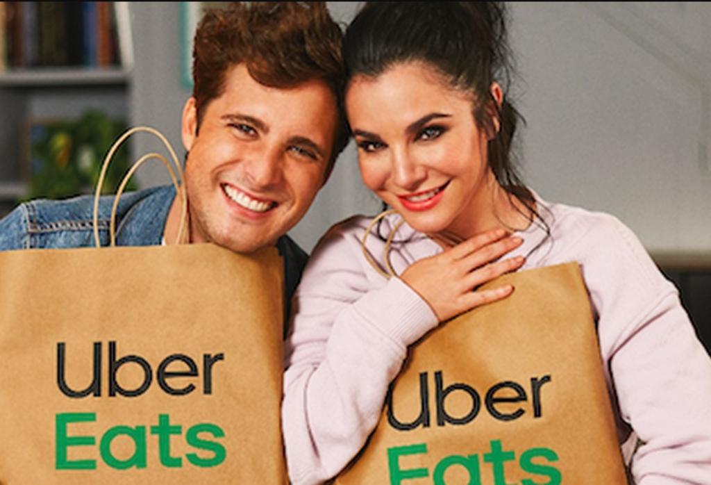 Diego Boneta y Martha Higareda se suman a la campaña de Uber Eats