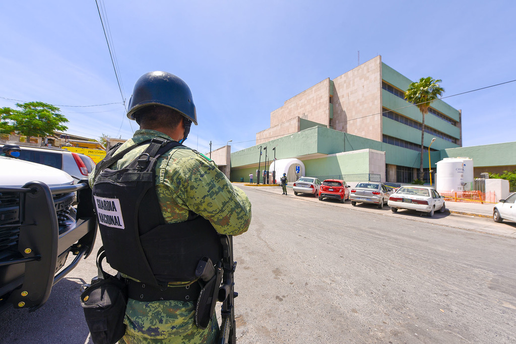 Regresan más de 200 trabajadores de la salud en Monclova