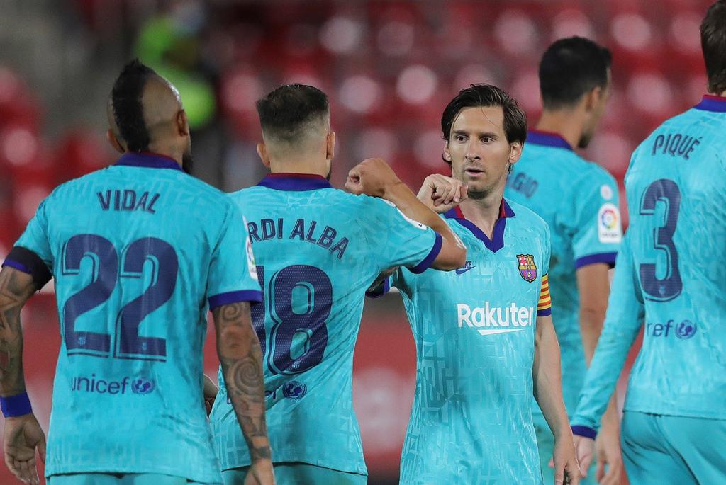 Barcelona gana y se afianza en el liderato de La Liga