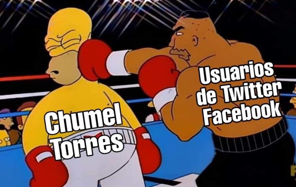 Tunden en redes a Chumel Torres y AMLO con memes