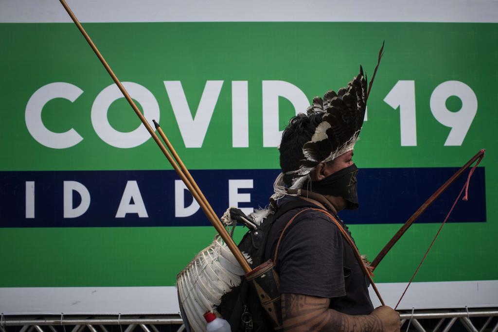 Muere de COVID-19 importante líder indígena de Brasil