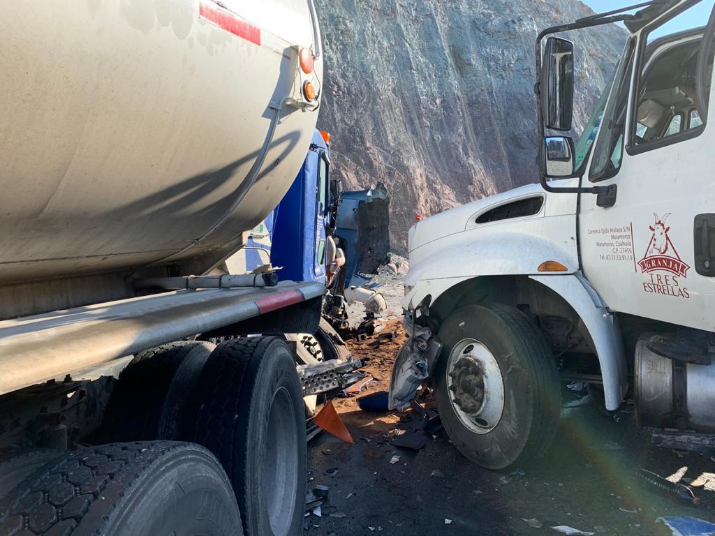 Tres lesionados, tras accidente en libramiento en Saltillo
