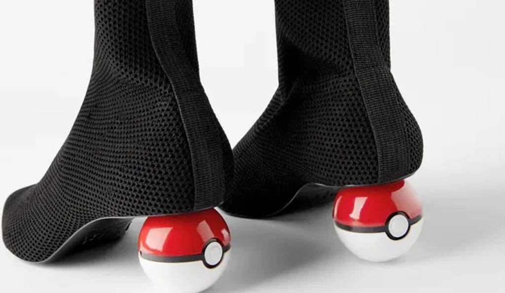 Pokémon a la moda, Zara lanza botas inspiradas en 'pokébolas'