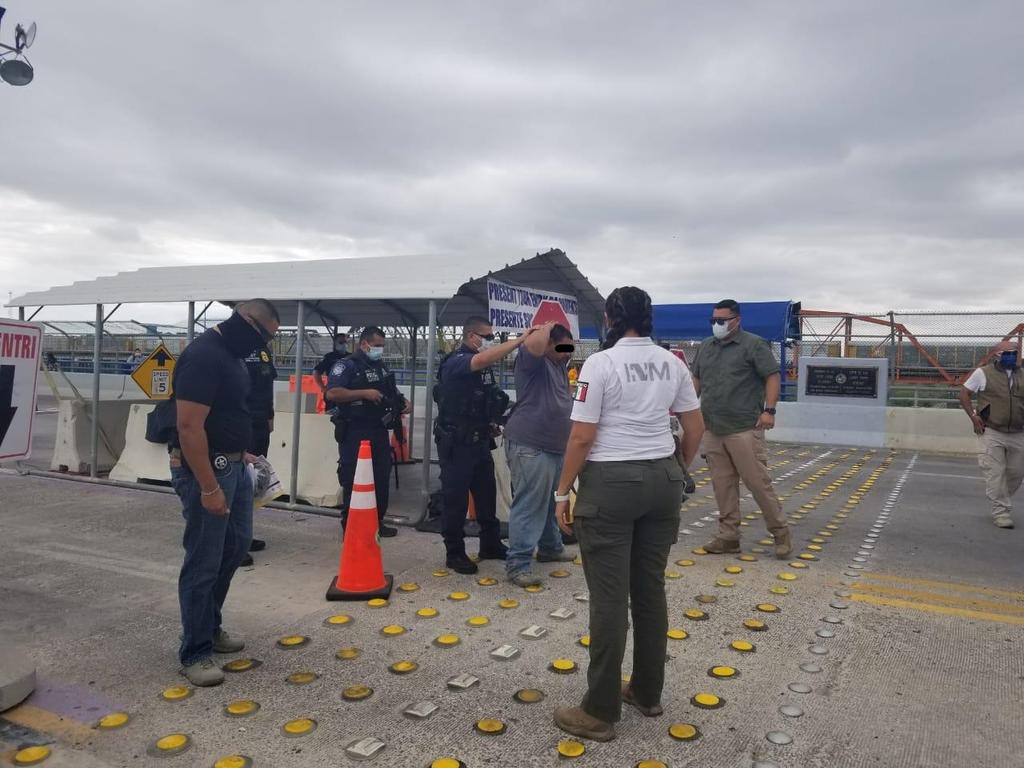 Intercambian detenidos autoridades de Coahuila y Texas en Puente Internacional II