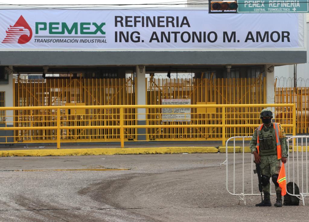 Refuerzan seguridad en refinería de Salamanca tras amenaza