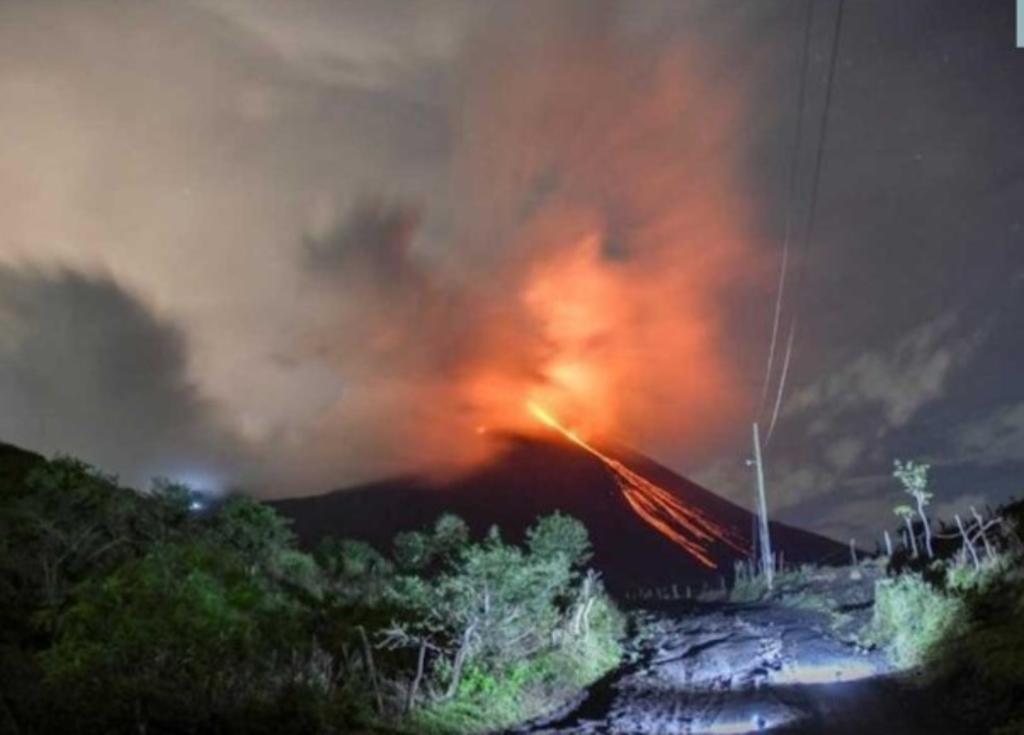 Por actividad en 3 volcanes se activa alerta en Guatemala