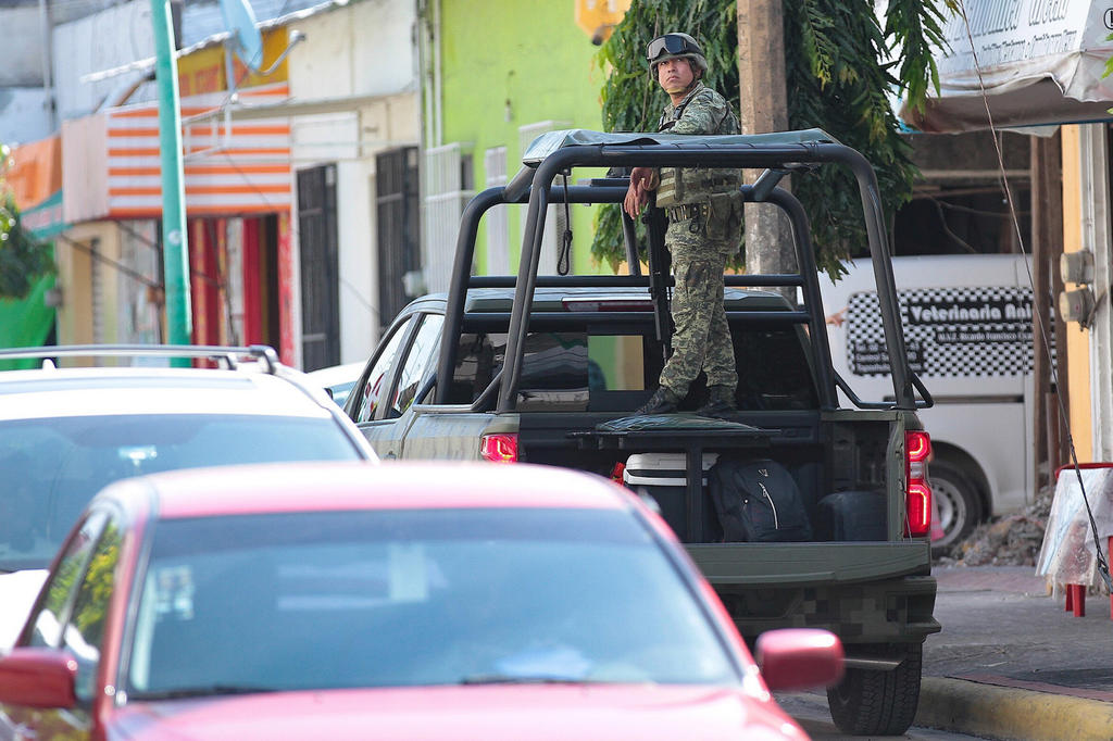 Asesinan a mando policíaco y a vendedor de gasolina en Chiapas