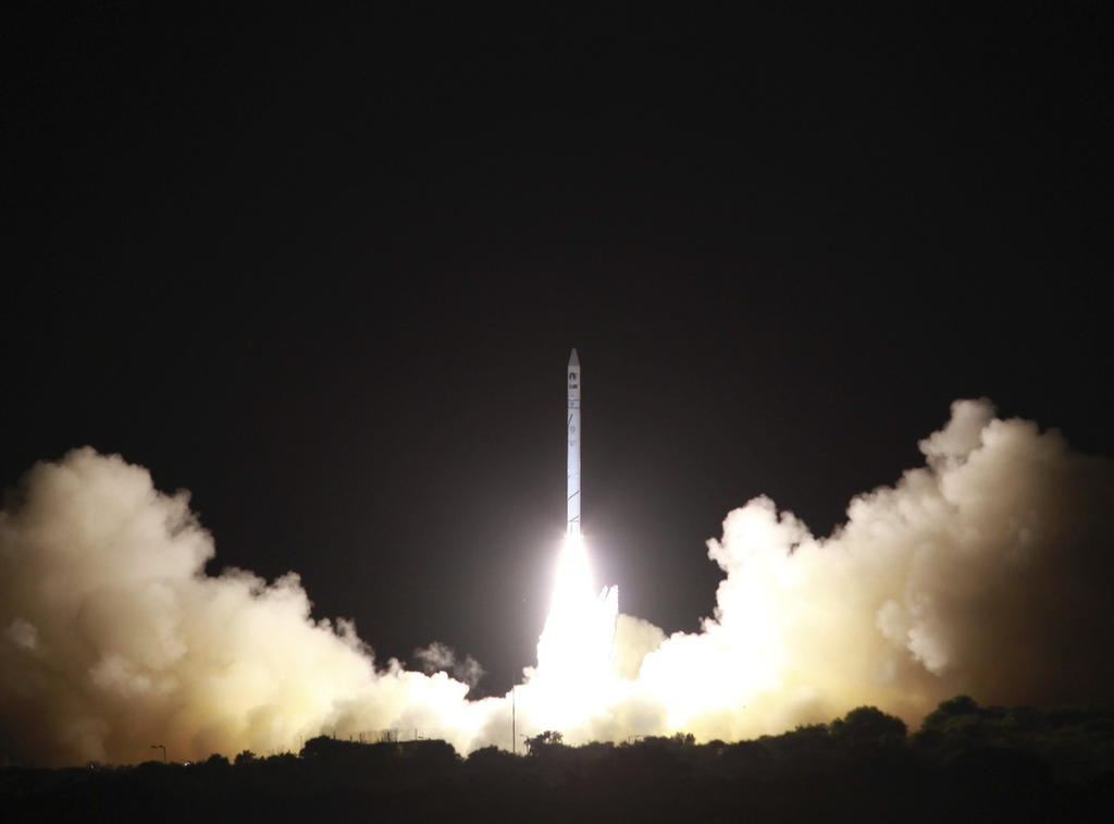 Lanza Israel un satélite de reconocimiento para su defensa