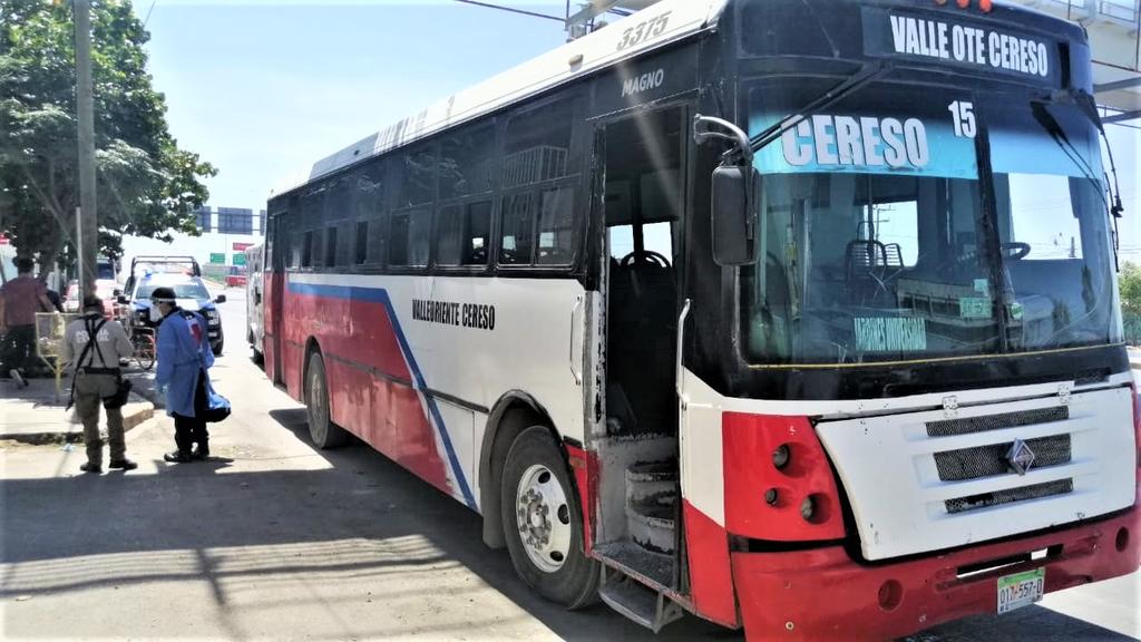 Fallece hombre en Torreón a bordo de autobús del transporte público