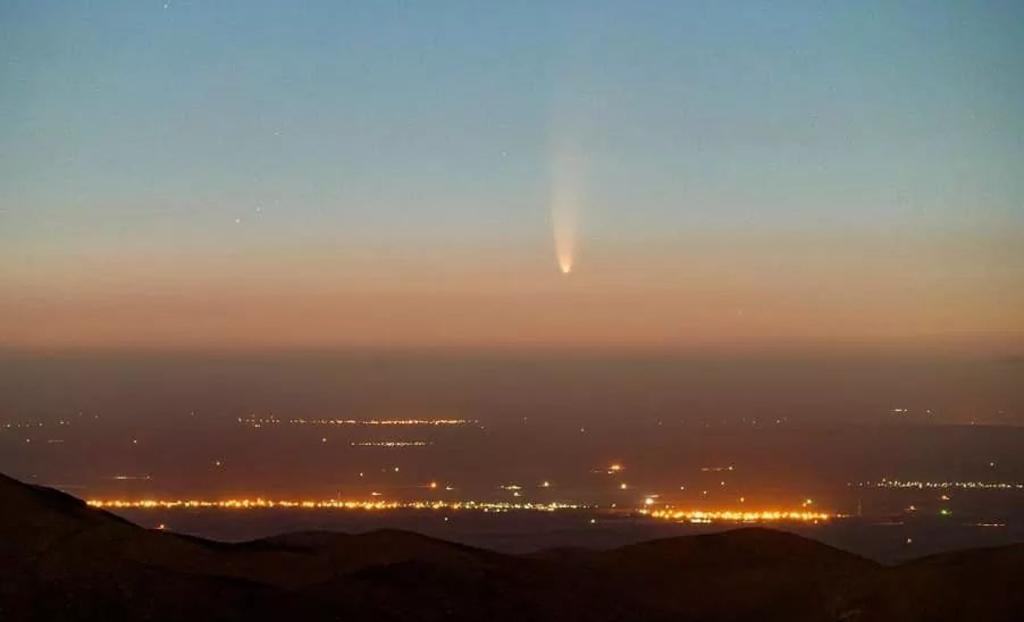 VIDEO: Captan paso de brillante cometa en Zacatecas,