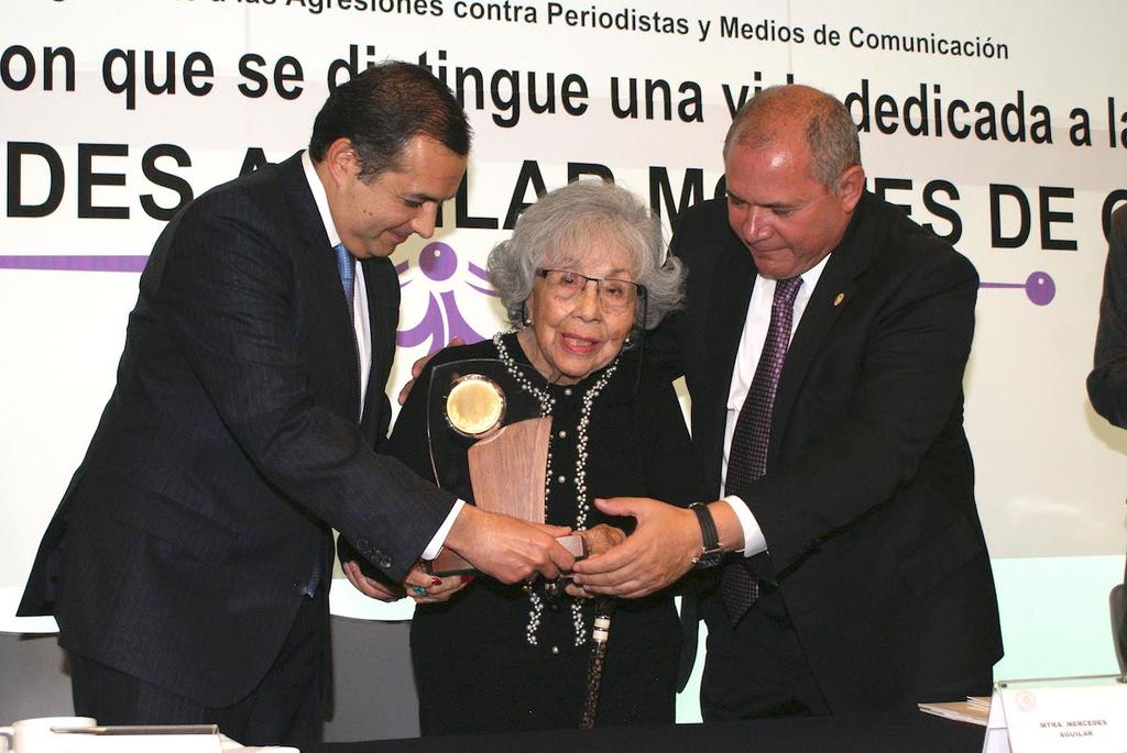 Muere la periodistas Mercdes Aguilar a los 92 años