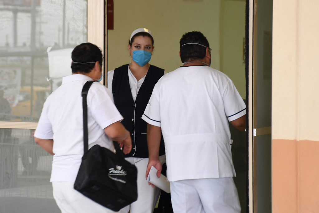 Van más de cien casos de COVID-19 en trabajadores de la salud en La Laguna de Coahuila