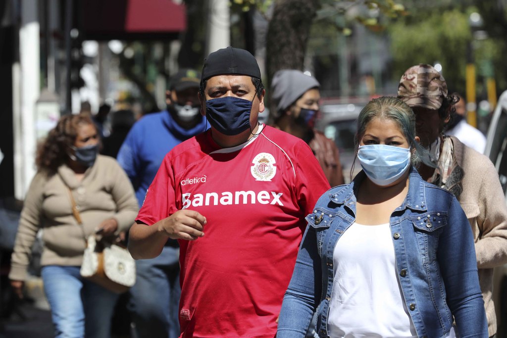 Avala Codhem penas en Toluca por no usar cubrebocas