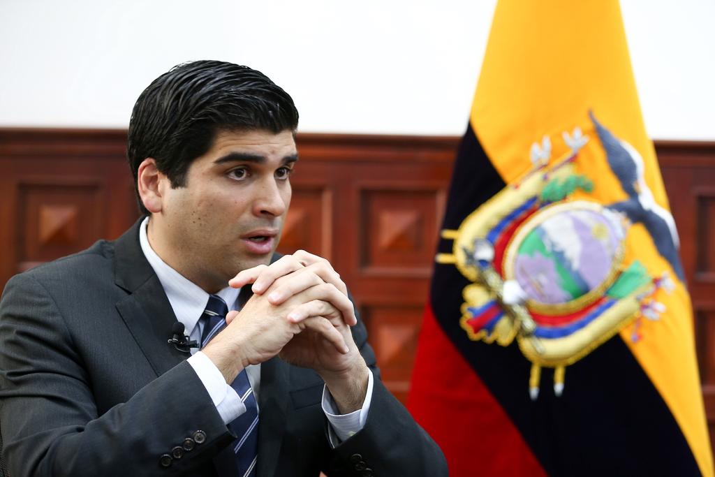 Acepta Asamblea Nacional la renuncia del vicepresidente de Ecuador