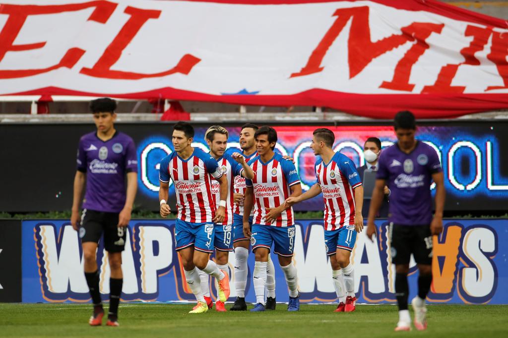 Chivas vence a Mazatlan FC y avanza a las 'semis' de la Copa por México