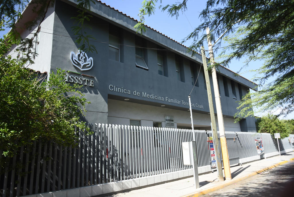 Tras quejas por COVID-19, sanitizarán Clínica de Medicina Familiar del ISSSTE de Torreón