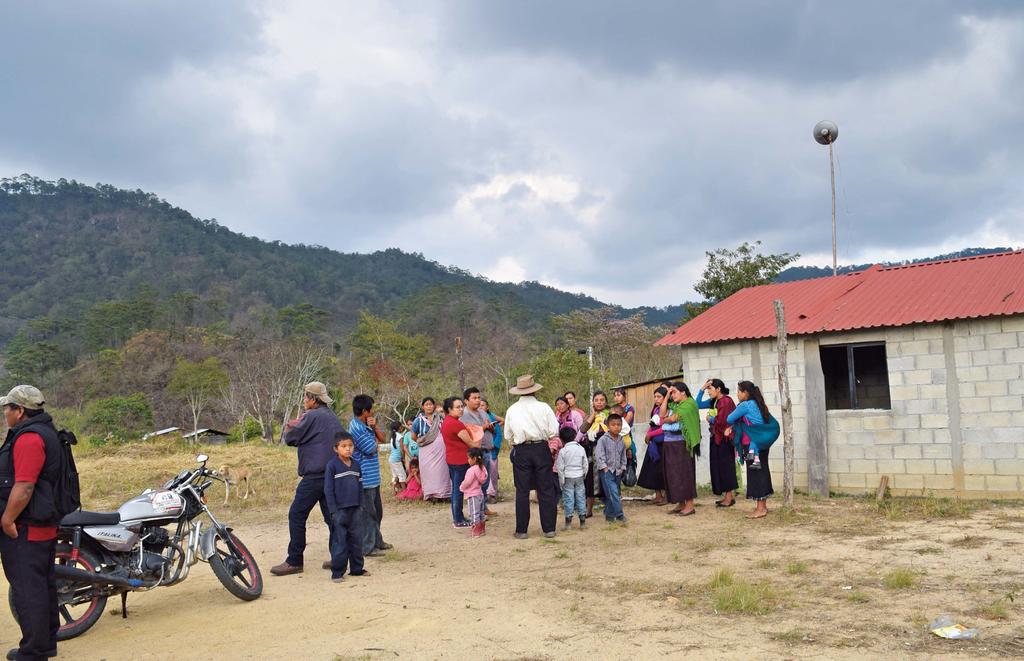 'La gente está muriendo y no sabemos por qué', dicen indígenas en Oaxaca