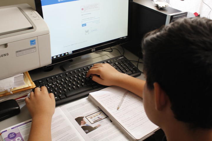 Maestros preparan regreso virtual a clases en Coahuila