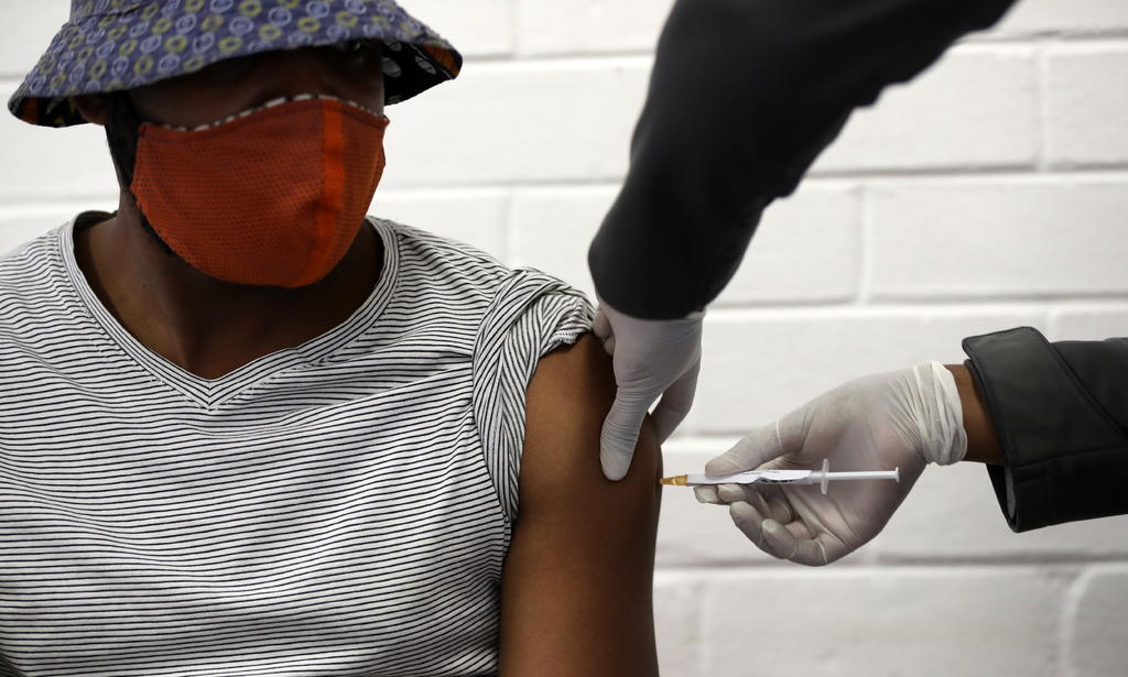 Gente no empezará a ser vacunada antes de la primera parte de 2021: OMS