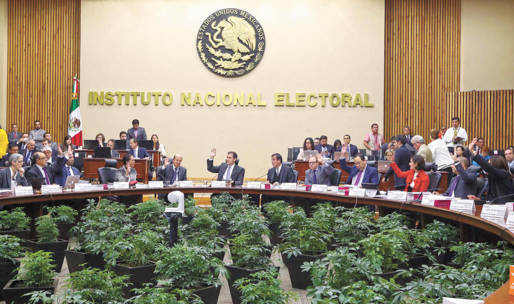 Diputados acuerda votar en Pleno designaciones de nuevos consejeros del INE