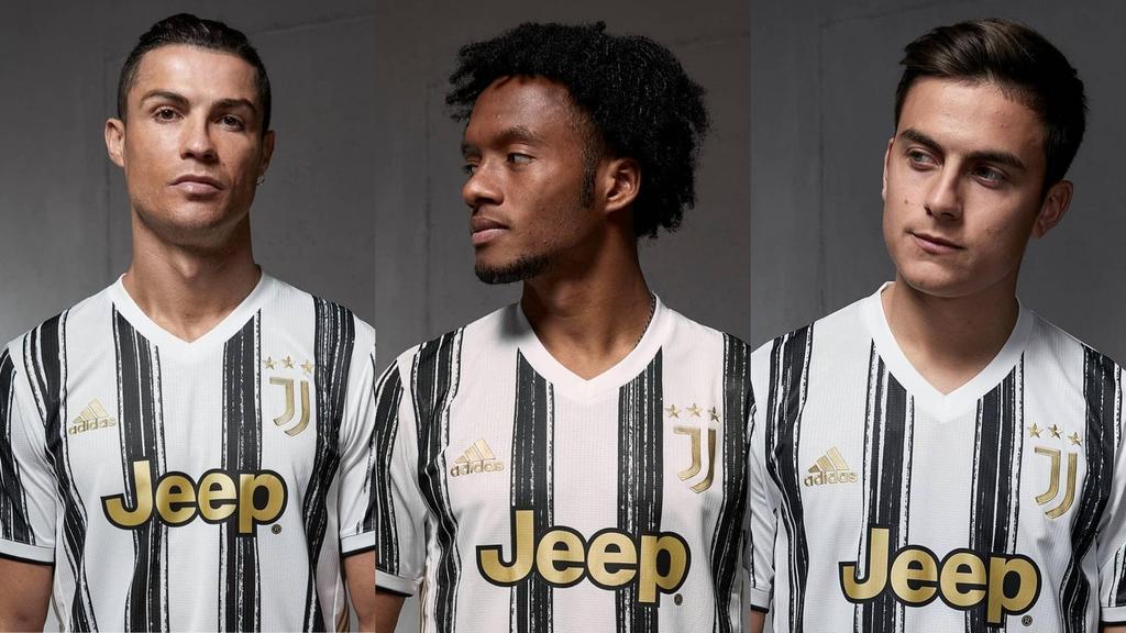 Modelan nueva jersey para la temporada 2020/2021 de Juventus