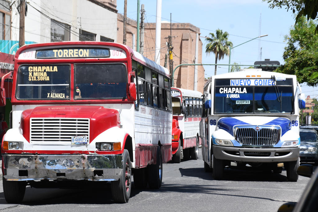 Transporte público normaliza su circulación con medidas sanitarias en La Laguna de Durango