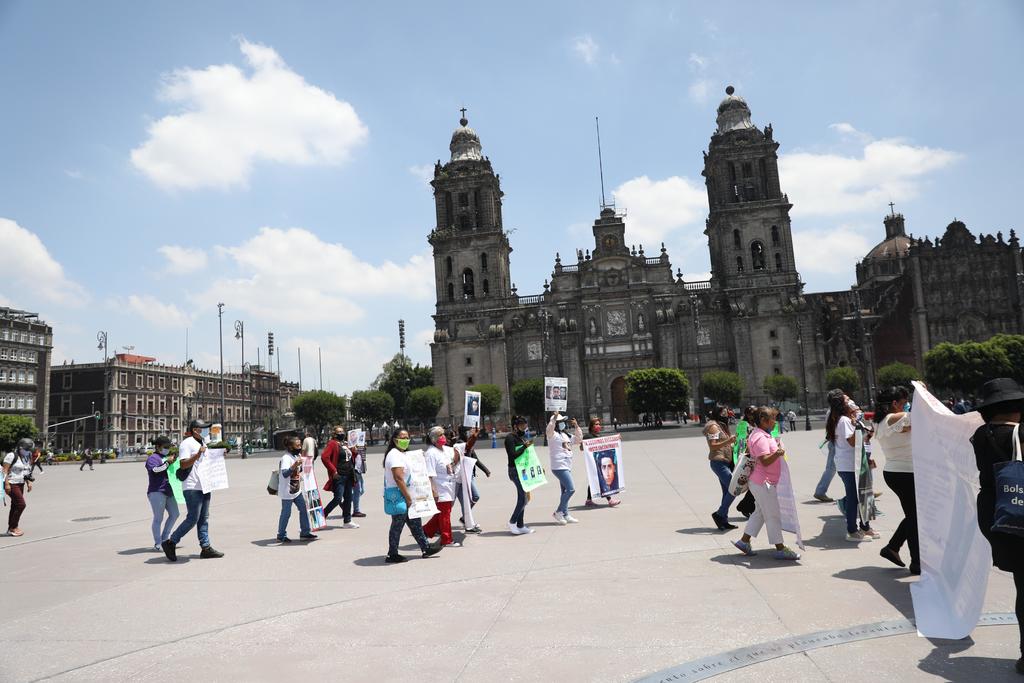 Marchan familiares de desaparecidos en México