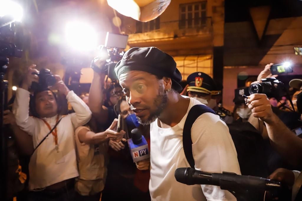 Ronaldinho se declararía culpable para obtener su libertad condicional en Paraguay