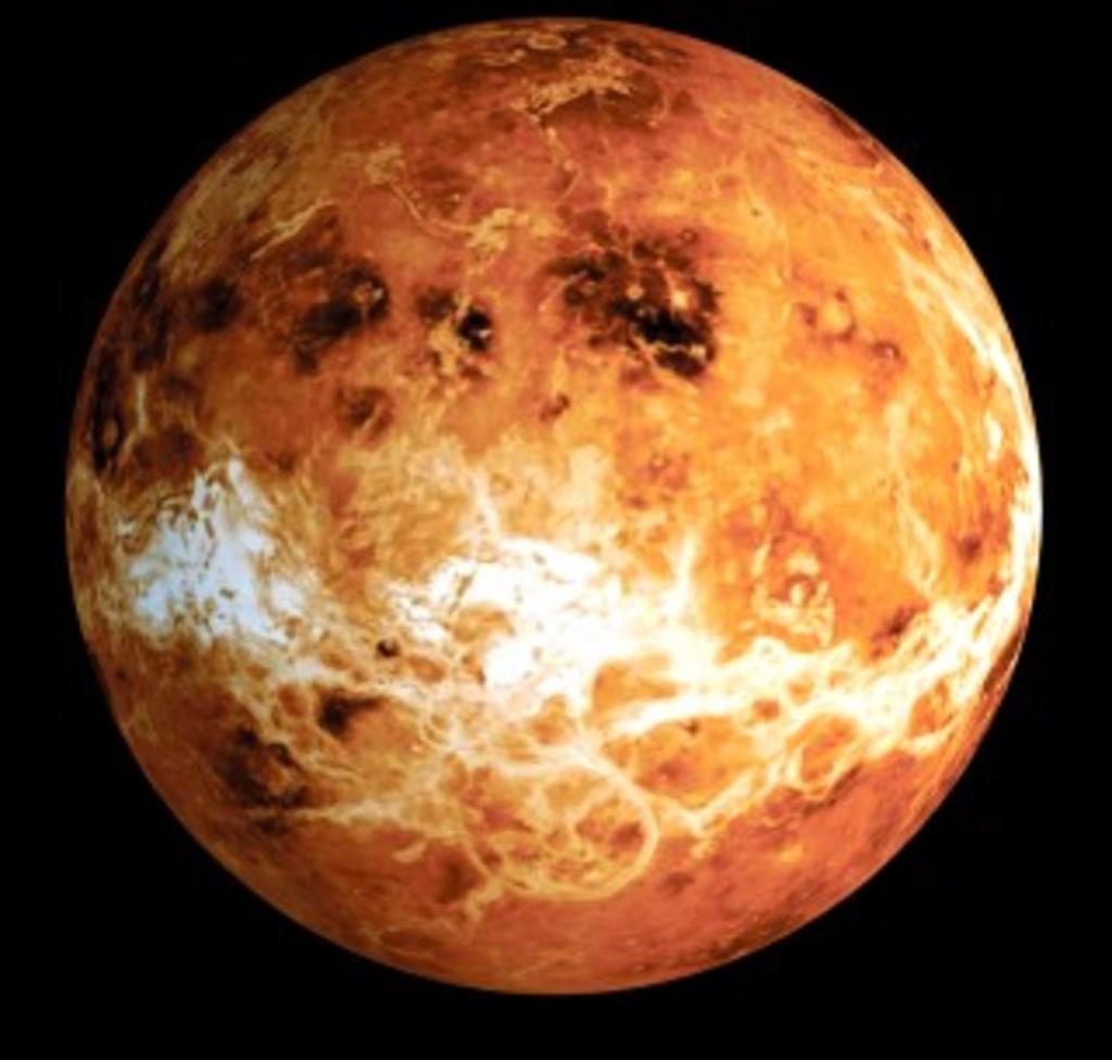 Planea Rusia recoger muestras del suelo de Venus