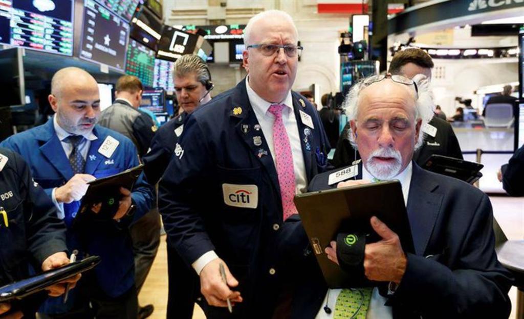 Wall Street cierra mixto con alza del Dow Jones